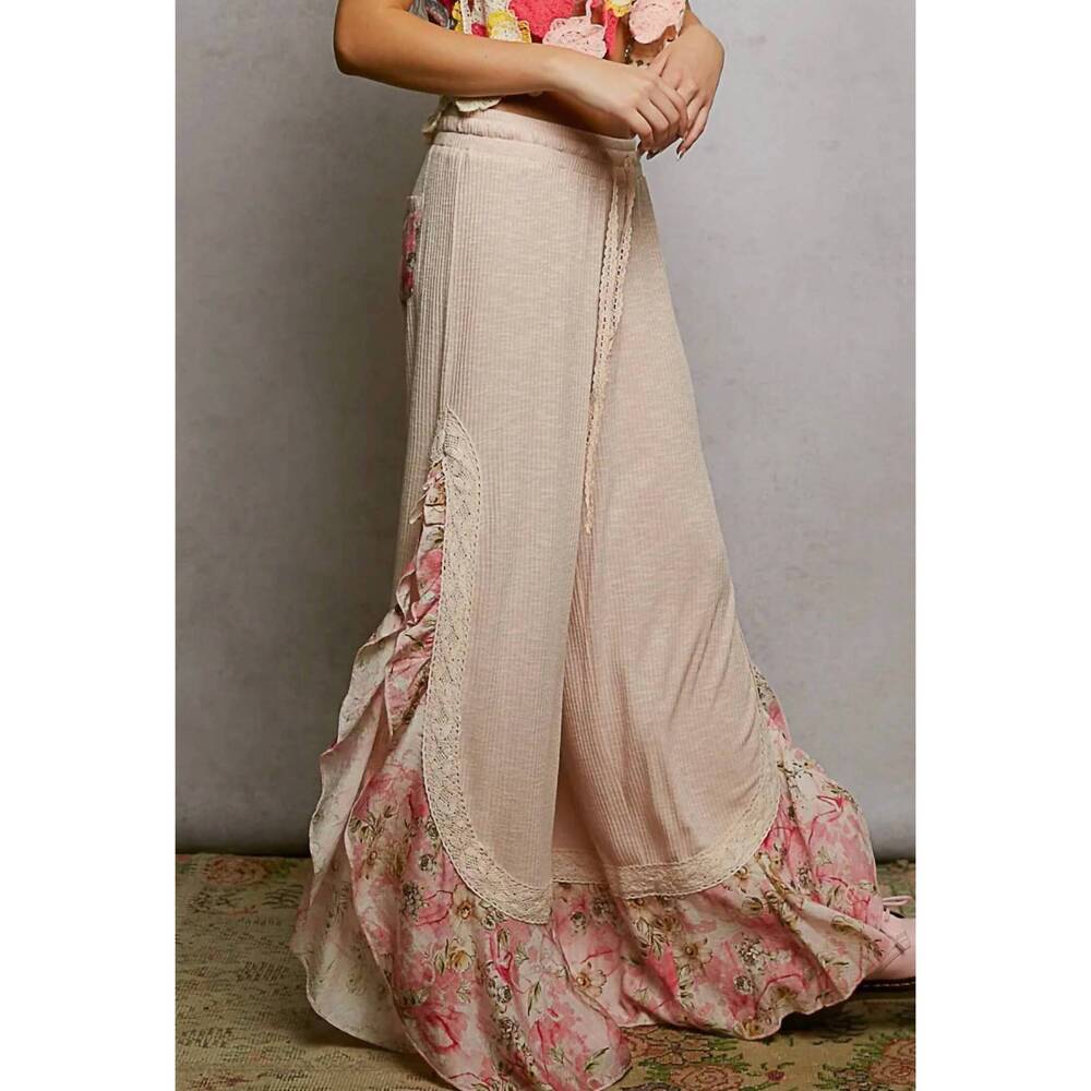 NEW POL floral ruffle ribbed pants in pink - Picture 3 of 6